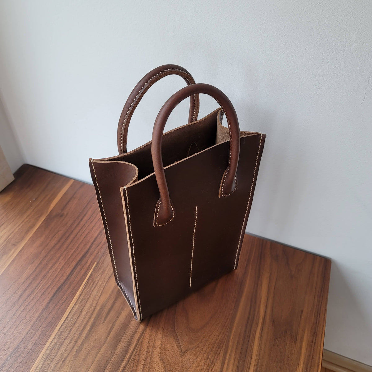 Avon Hills: Full-Day Leather Projects - Tote Bags & More - December