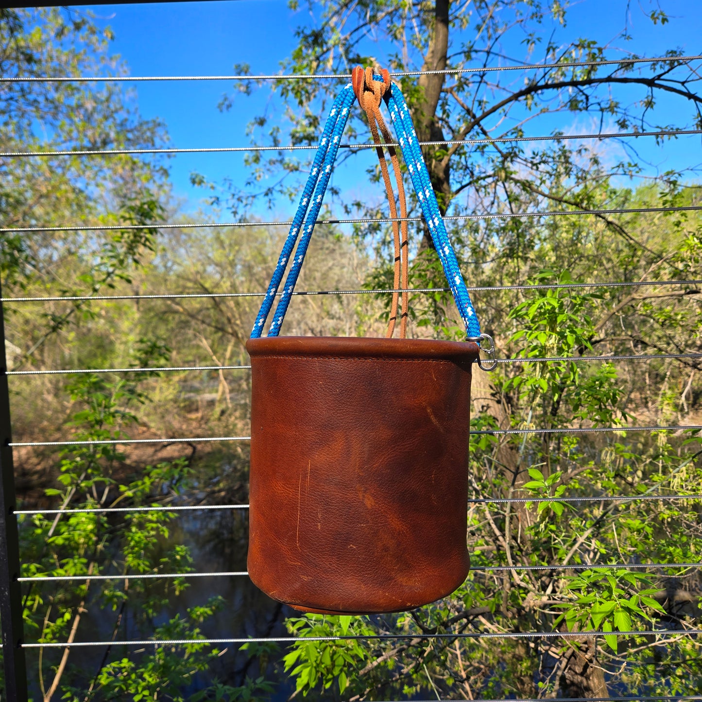 Avon Hills - Hand-Sewn Leather Forager Bags